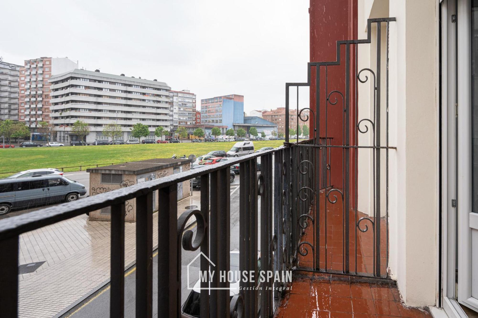 Myhousespain - Piso Reformado En El Centro Gijón Exteriör bild