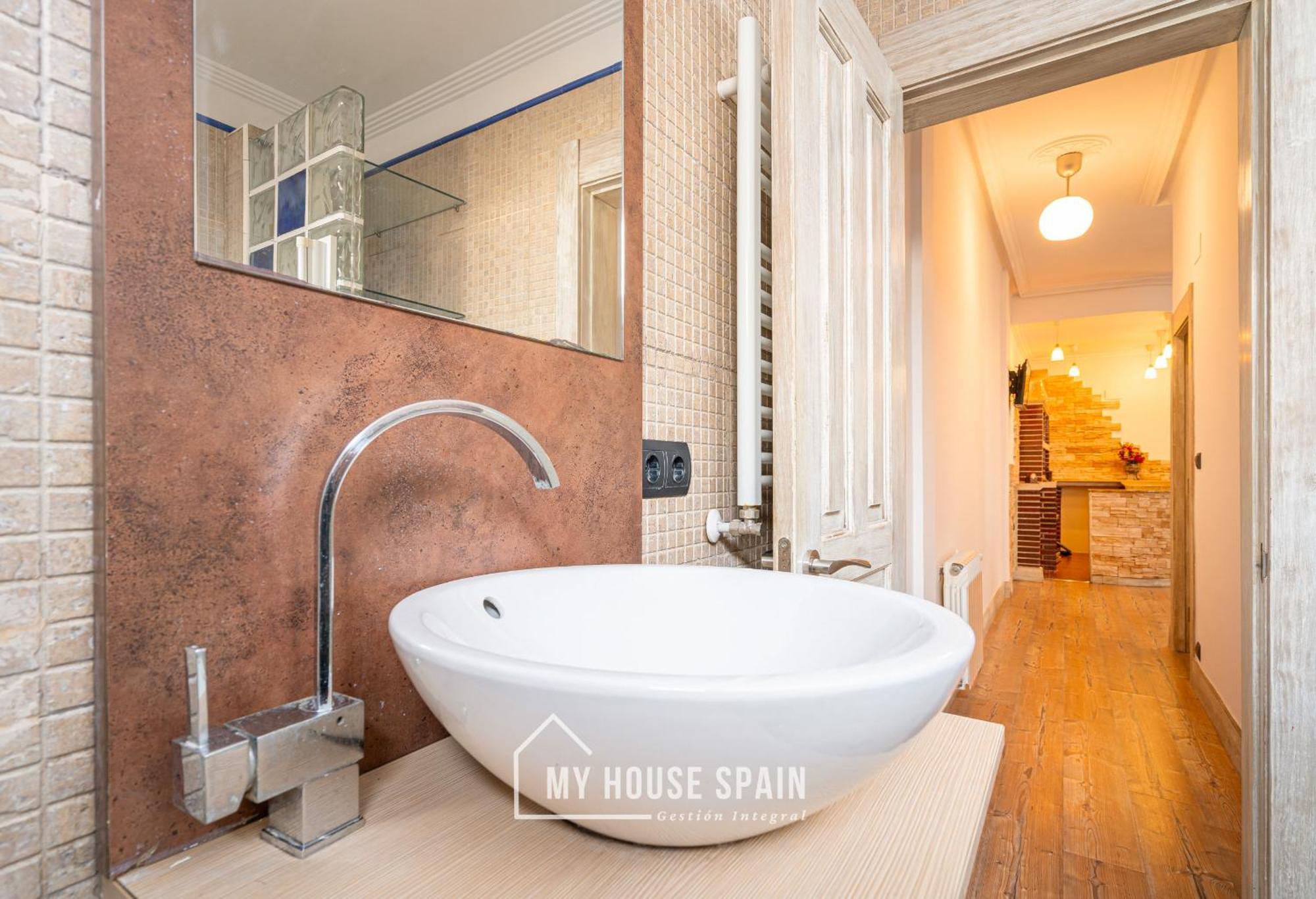 Myhousespain - Piso Reformado En El Centro Gijón Exteriör bild